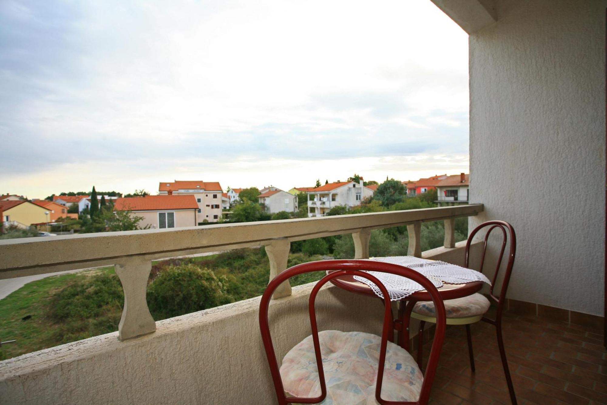 Apartment & Room Dinka, Krk Krk Town Extérieur photo